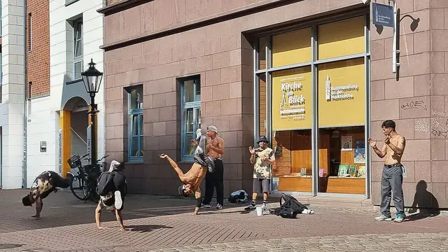 Брейкинг — 2